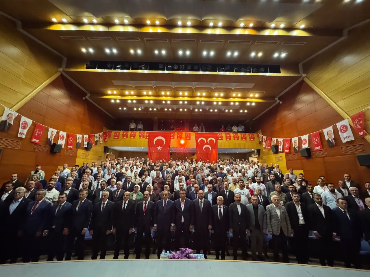 MHP Gümüşhane'de 15. Olağan Kongre Heyecanı: Mete Kaya Güven Tazeledi 4