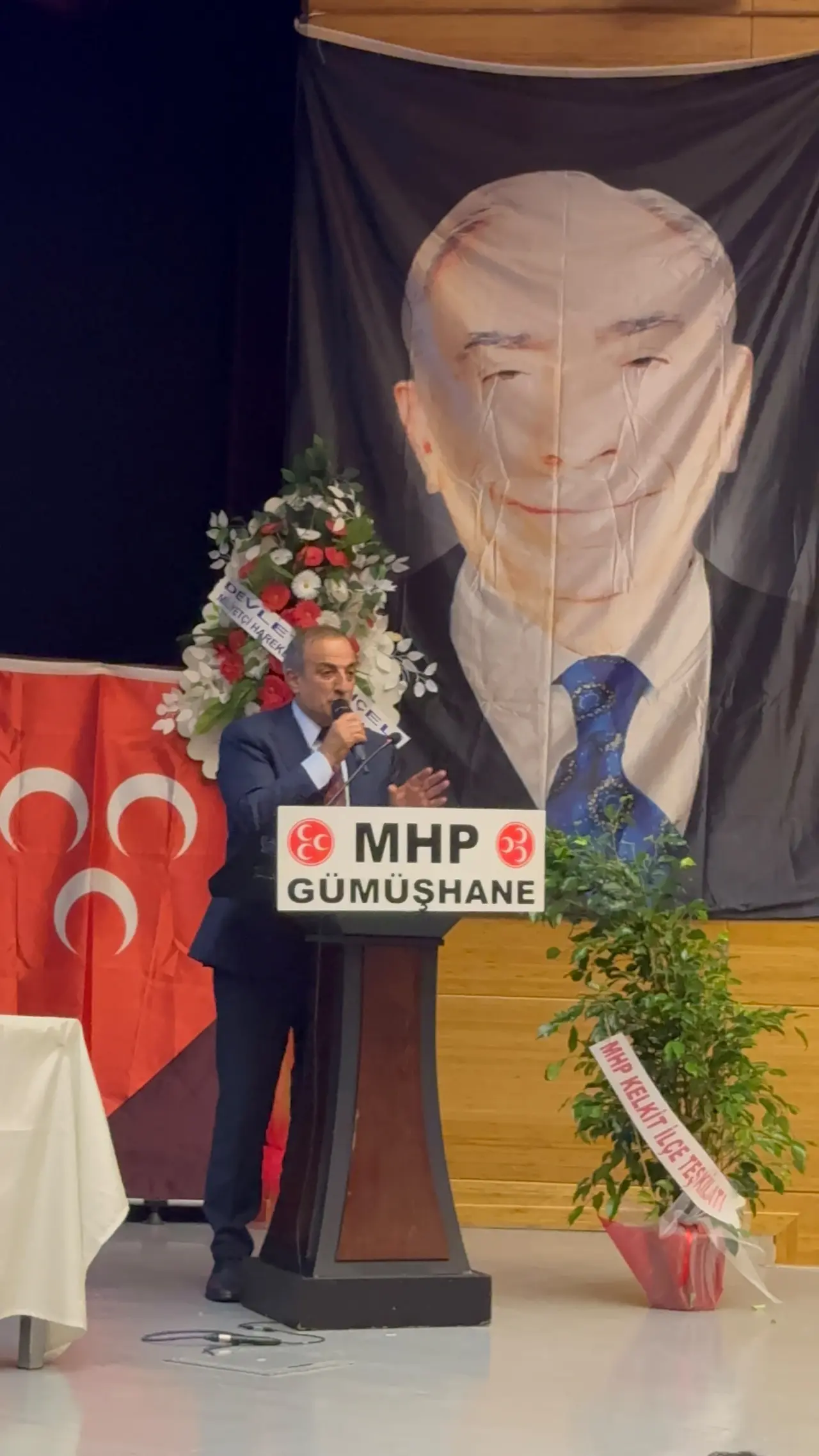 MHP Gümüşhane'de 15. Olağan Kongre Heyecanı: Mete Kaya Güven Tazeledi 3