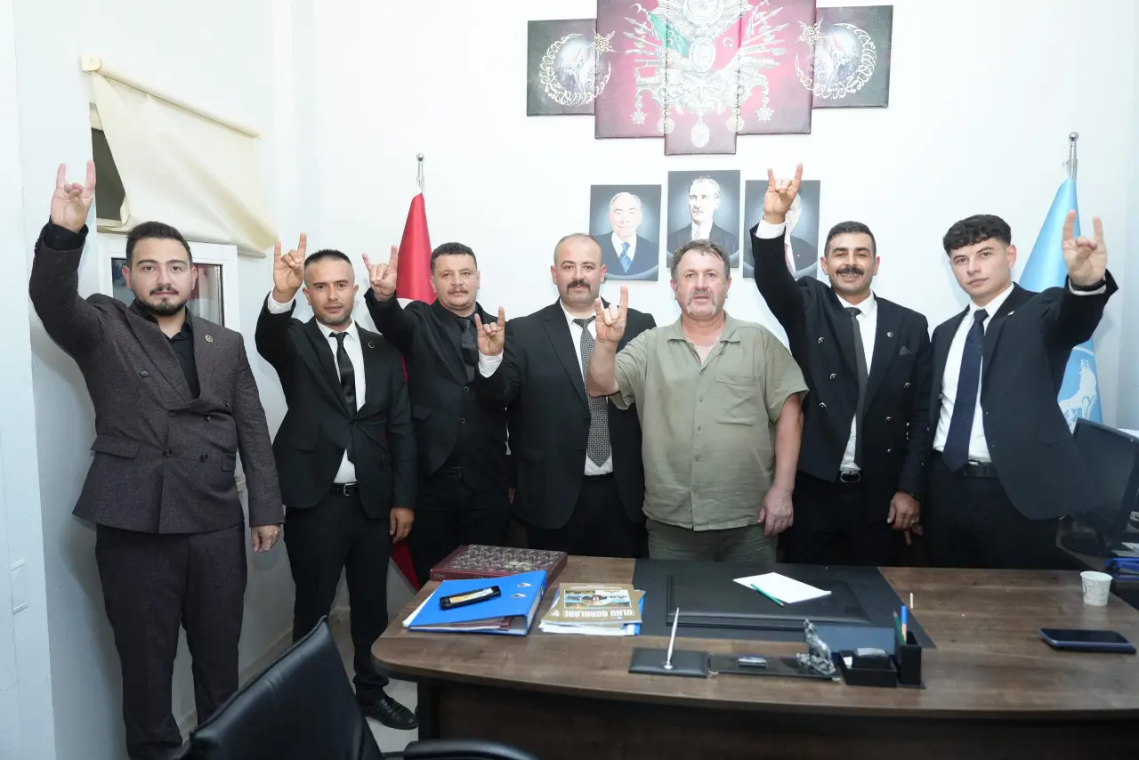Torul Ülkü Ocakları Başkanı Selçuk Parıltan Oldu 7
