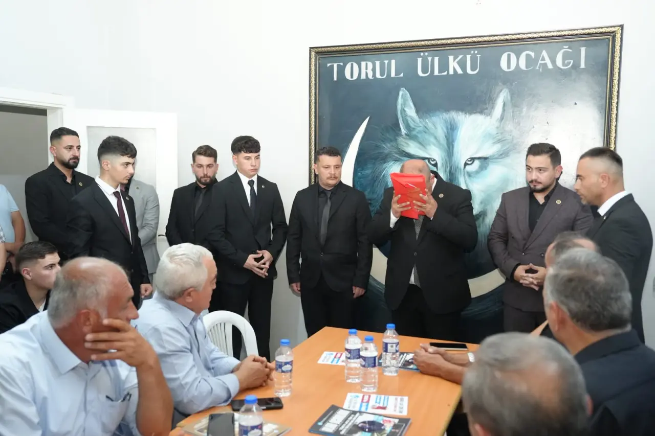 Torul Ülkü Ocakları Başkanı Selçuk Parıltan Oldu 1
