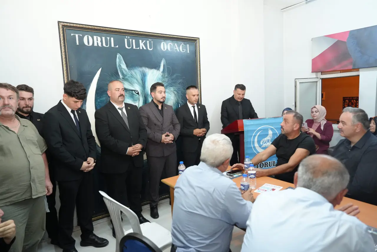 Torul Ülkü Ocakları Başkanı Selçuk Parıltan Oldu 11