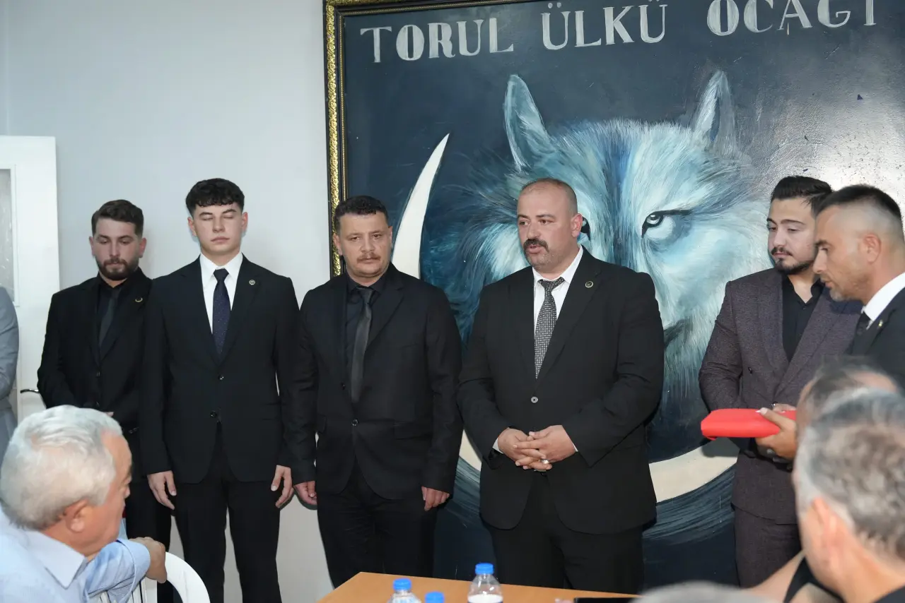 Torul Ülkü Ocakları Başkanı Selçuk Parıltan Oldu 6
