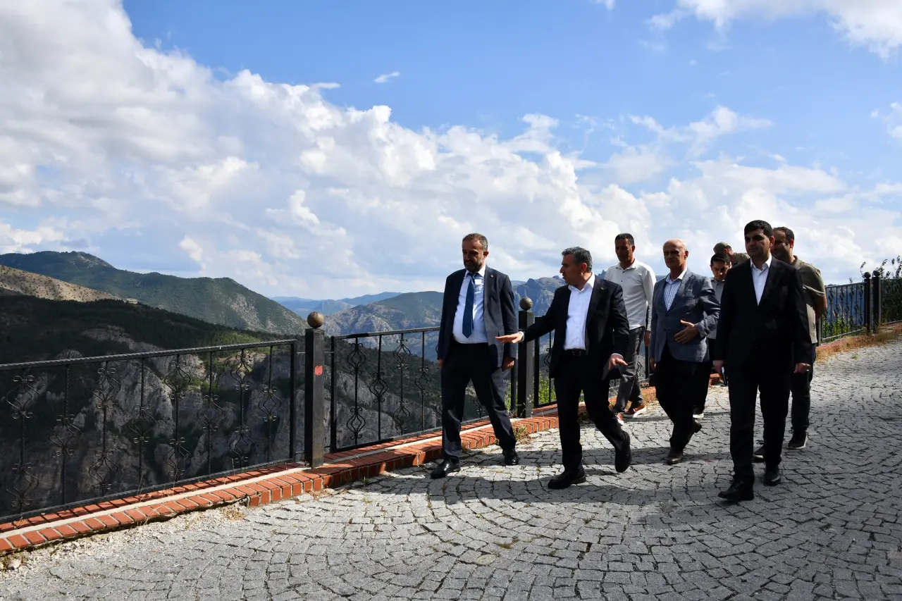 Vali Atay Karaca Mağarası, Krom ve İmera’yı İnceledi 6