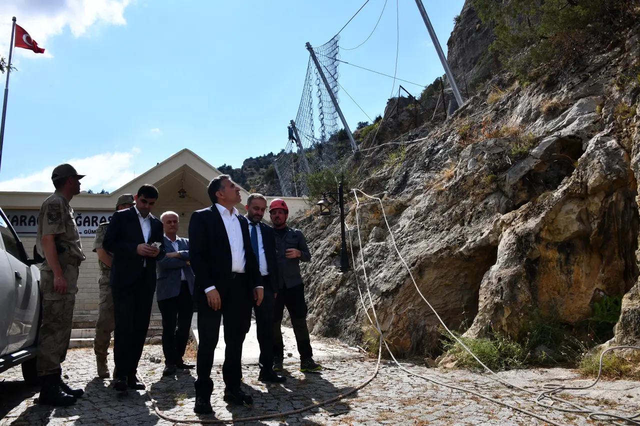 Vali Atay Karaca Mağarası, Krom ve İmera’yı İnceledi 9