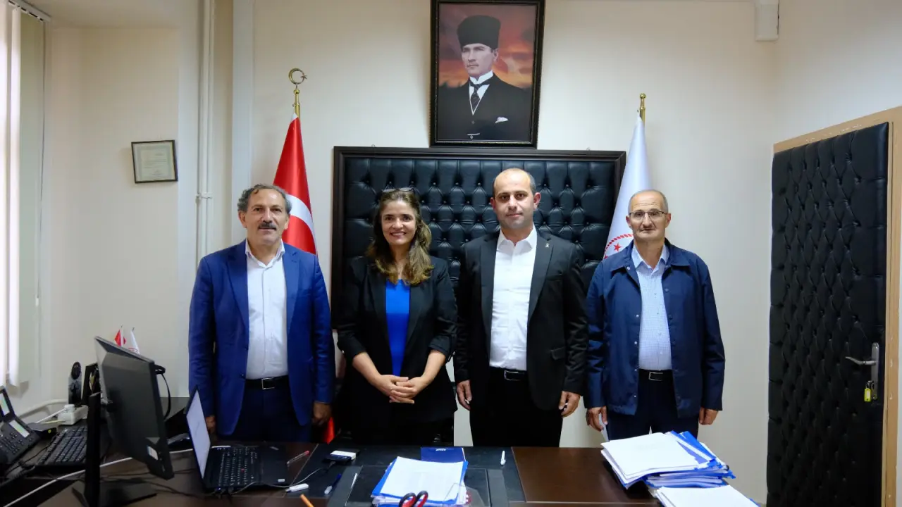 AK Parti Heyetinden Yeni İl Halk Kütüphanesi Projesine Saha İncelemesi 4