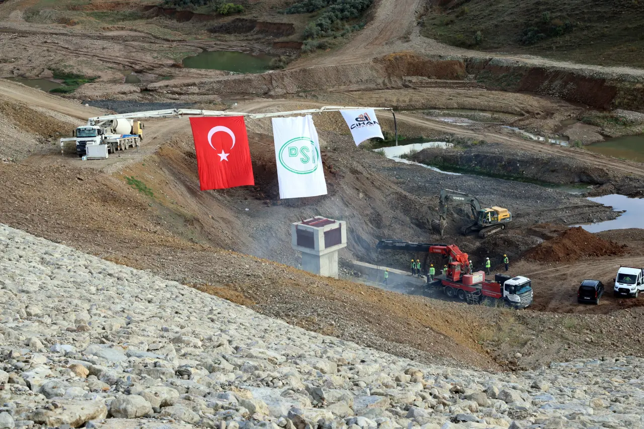 Çamur Barajında Su Tutma Töreni Gerçekleştirildi 8