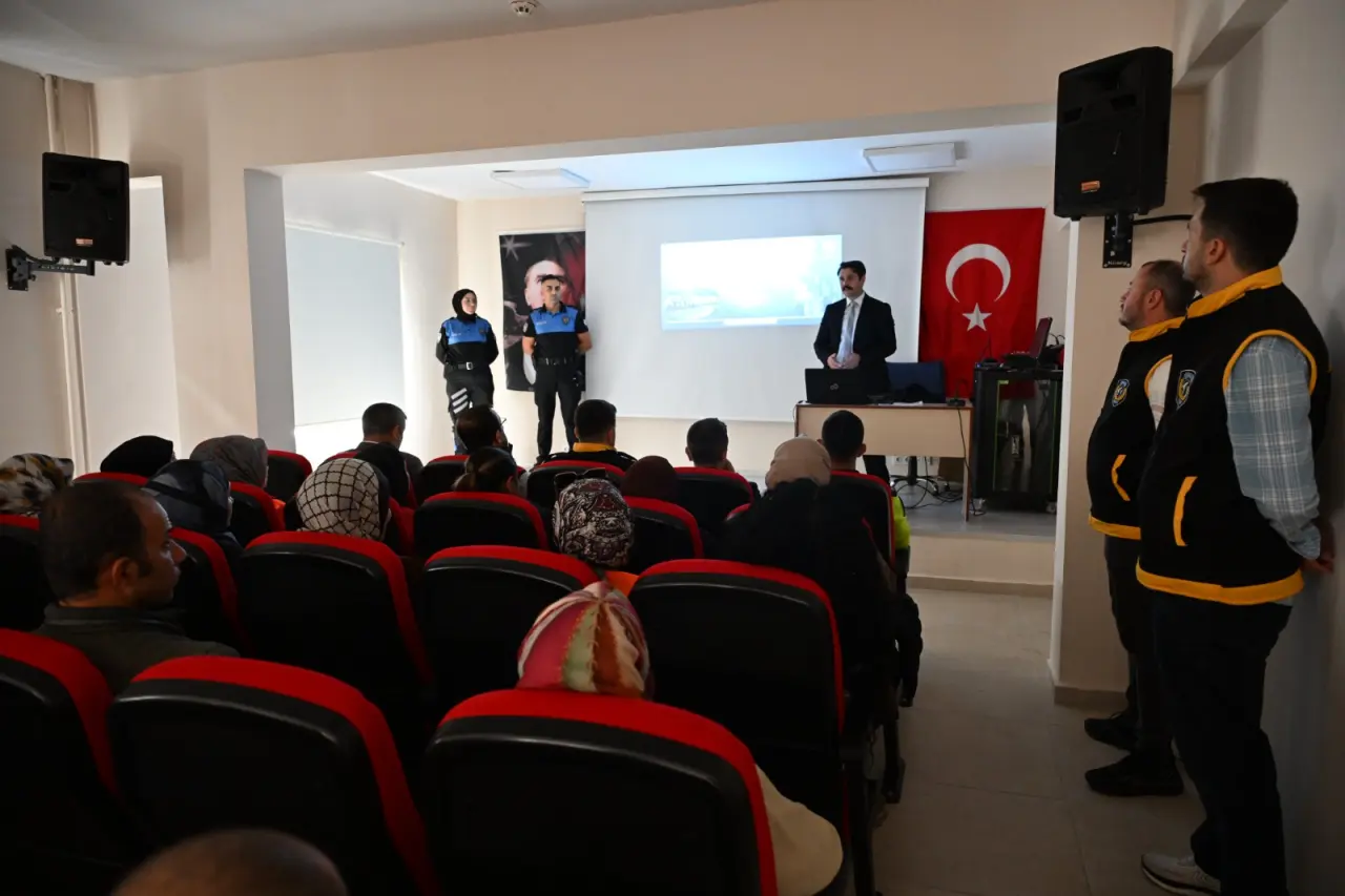 Gümüşhane Emniyetinden Okul Çevrelerinde Sıkı Güvenlik Tedbiri 7