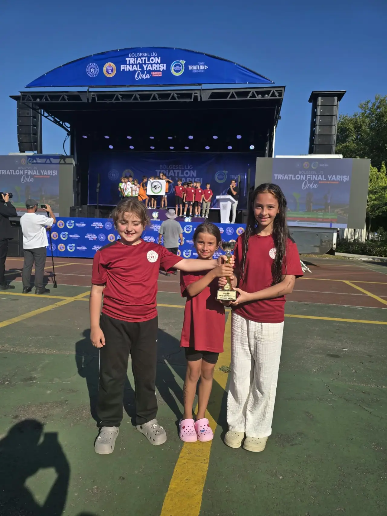 Gümüşhane Triatlon Ekibi Ordu'daki Bölgesel Lig Finali'nden 4 Kupa ve Madalyalarla Döndü 18