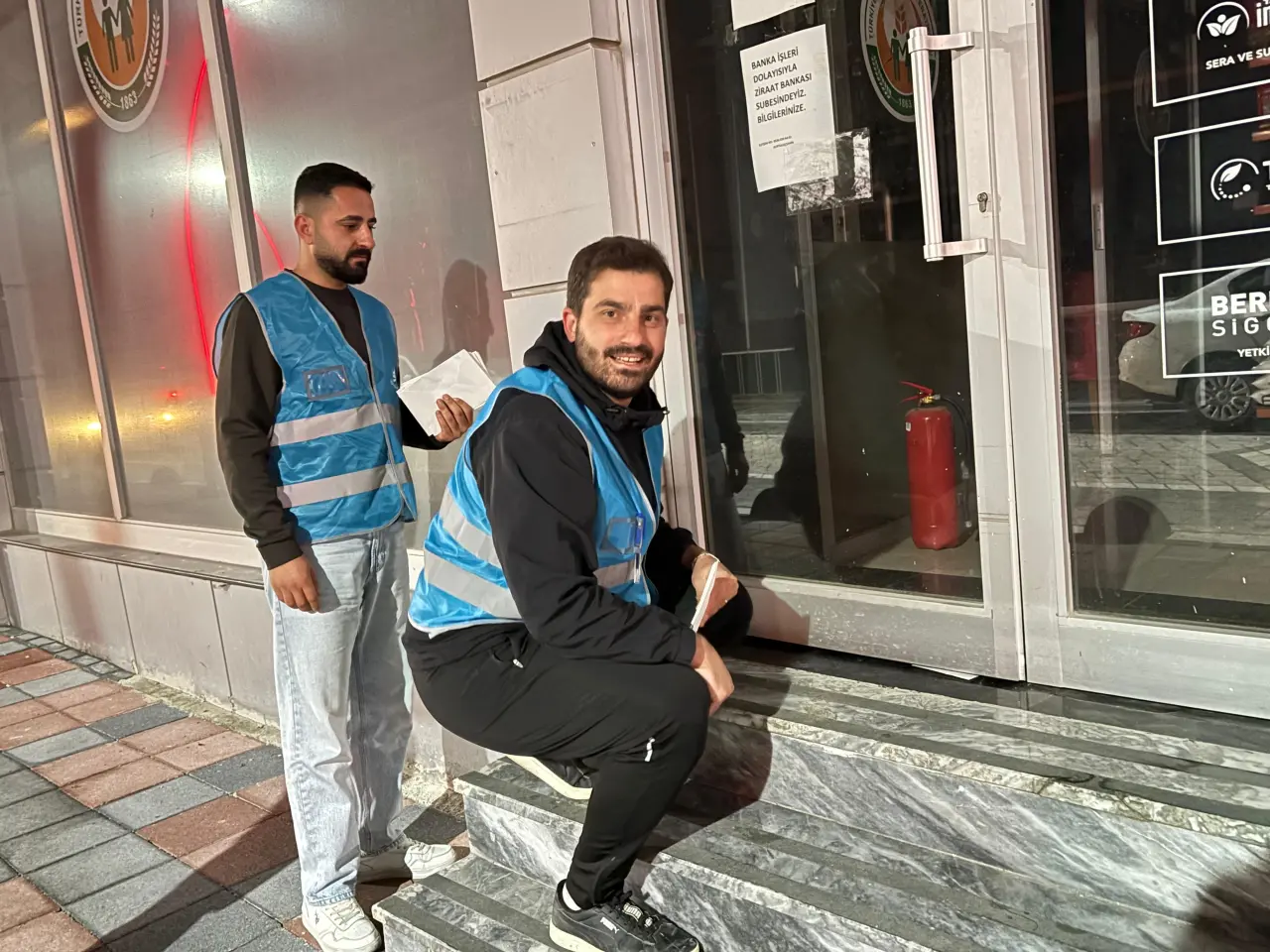 Gümüşhane Esnafına Ahilik Haftasında Ülkü Ocaklarından Anlamlı Siftah Sürprizi 4