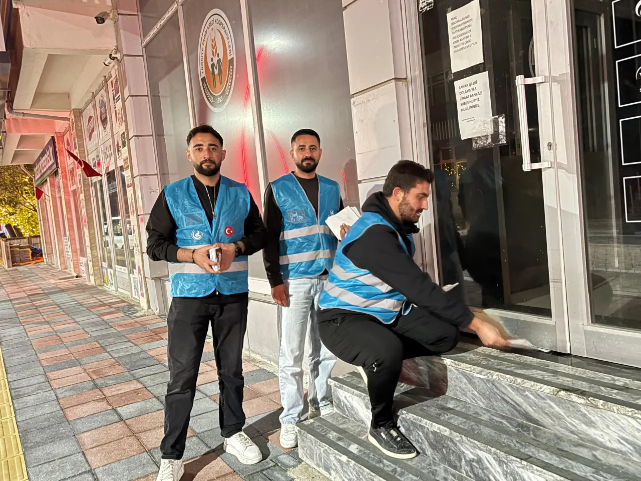 Gümüşhane Esnafına Ahilik Haftasında Ülkü Ocaklarından Anlamlı Siftah Sürprizi 8