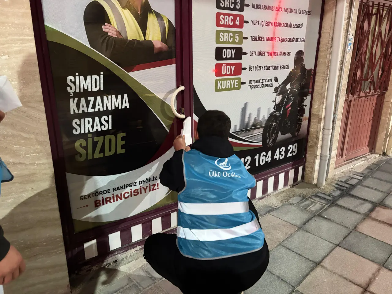 Gümüşhane Esnafına Ahilik Haftasında Ülkü Ocaklarından Anlamlı Siftah Sürprizi 2