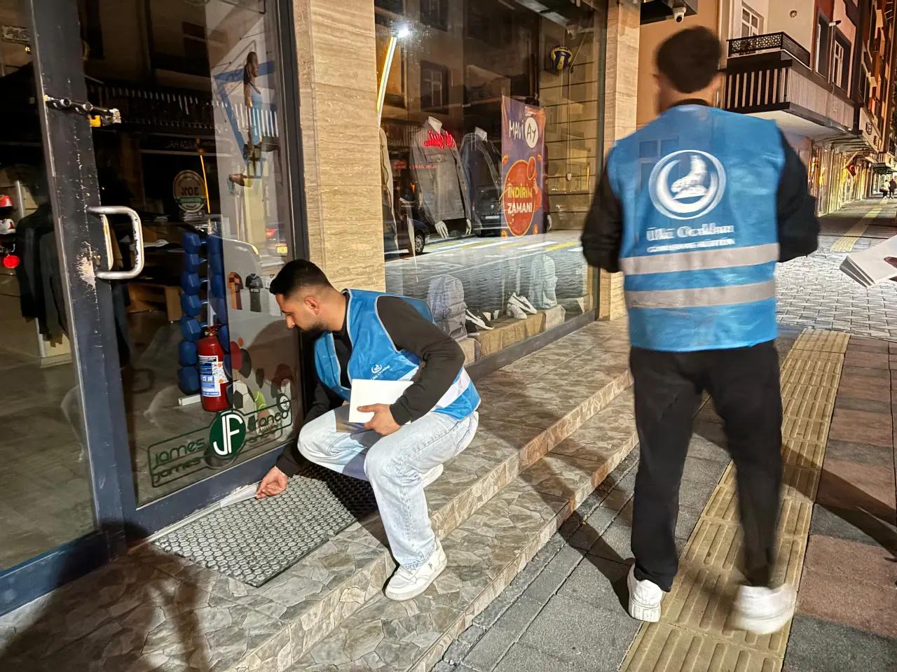 Gümüşhane Esnafına Ahilik Haftasında Ülkü Ocaklarından Anlamlı Siftah Sürprizi 7