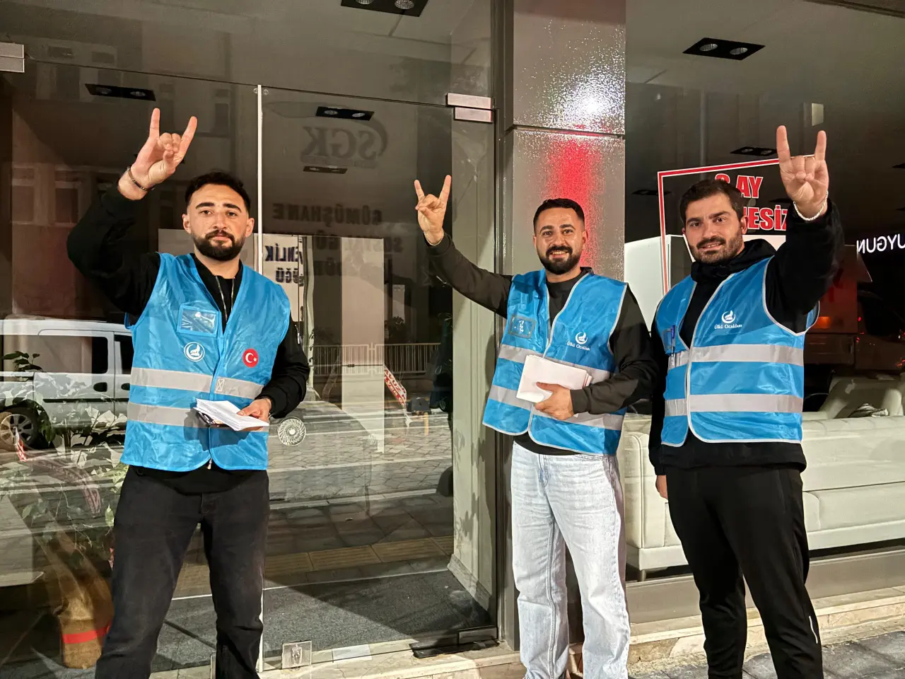 Gümüşhane Esnafına Ahilik Haftasında Ülkü Ocaklarından Anlamlı Siftah Sürprizi 6