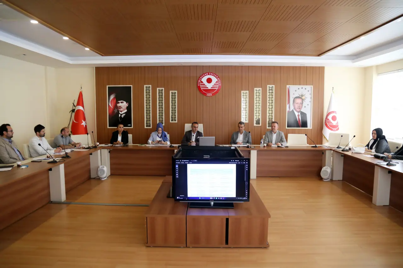 Gümüşhane Üniversitesi 2028-2032 Stratejik Plan Hazırlık Toplantısını Gerçekleştirdi 1