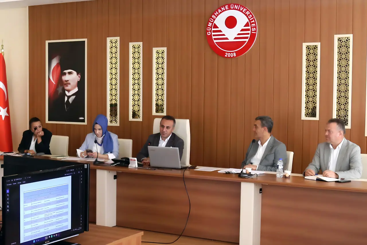 Gümüşhane Üniversitesi 2028-2032 Stratejik Plan Hazırlık Toplantısını Gerçekleştirdi 4