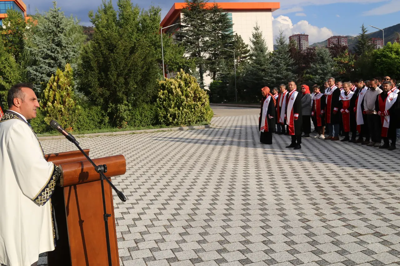 Gümüşhane Üniversitesi’nde 2026-2027 Akademik Yılı Törenle Başladı 5