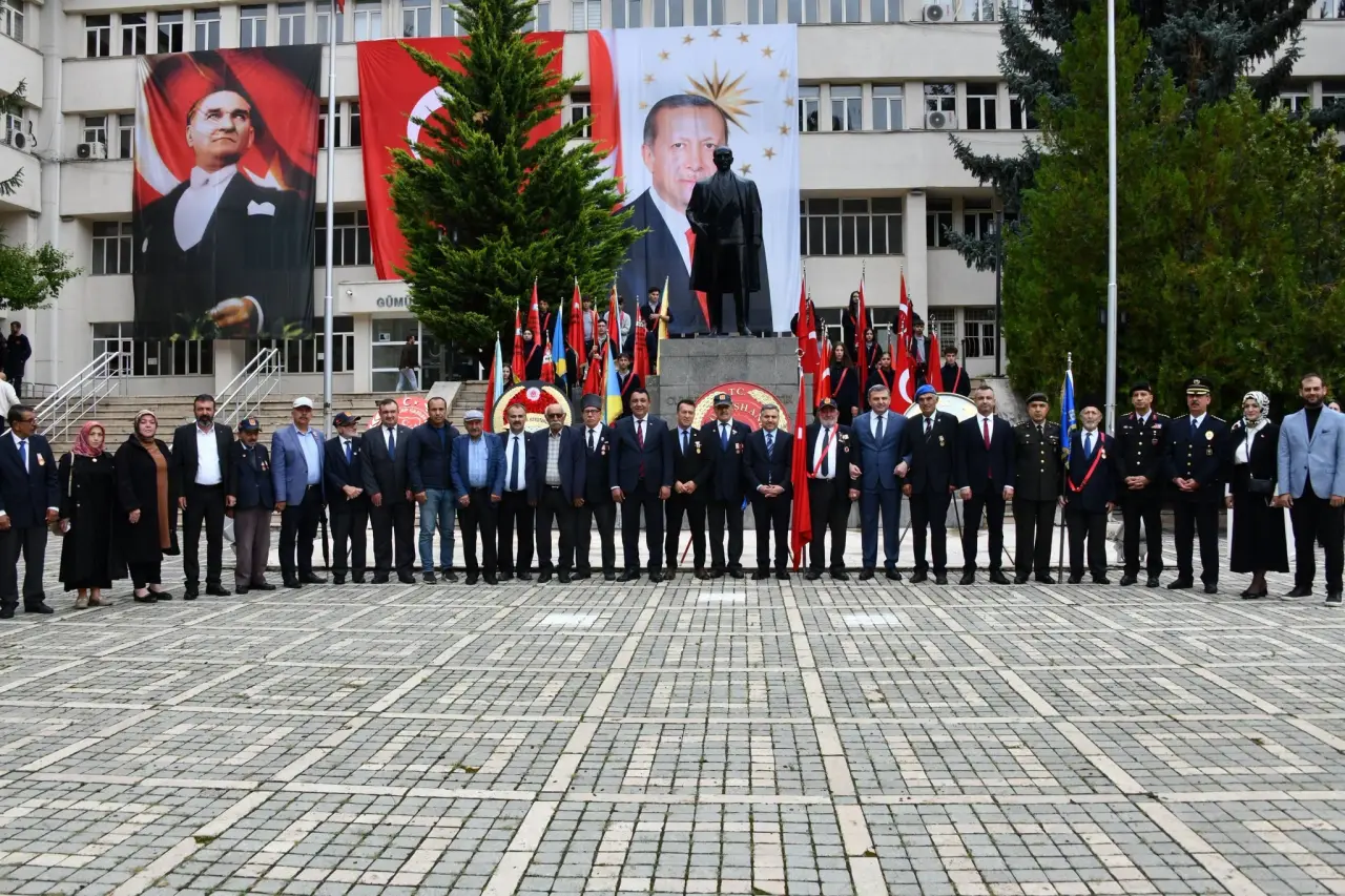 Gümüşhane'de 19 Eylül Gaziler Günü Törenle Kutlandı 16
