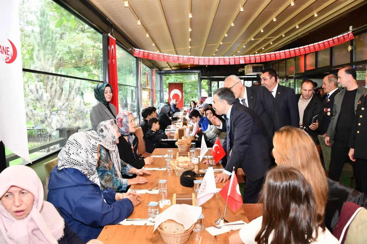 Gümüşhane'de 19 Eylül Gaziler Günü Törenle Kutlandı 6