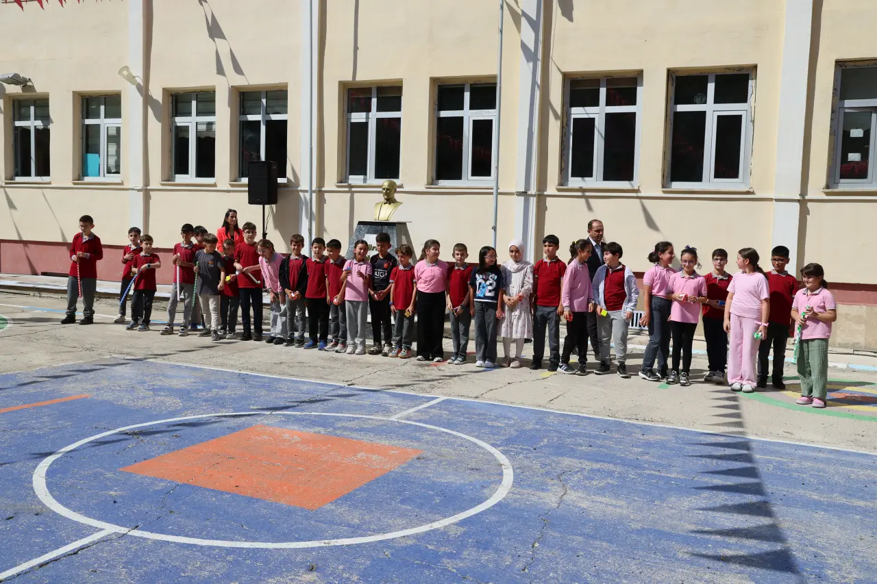 Gümüşhane'de İlköğretim Haftası Fevzipaşa İlkokulunda Coşkuyla Kutlandı 20