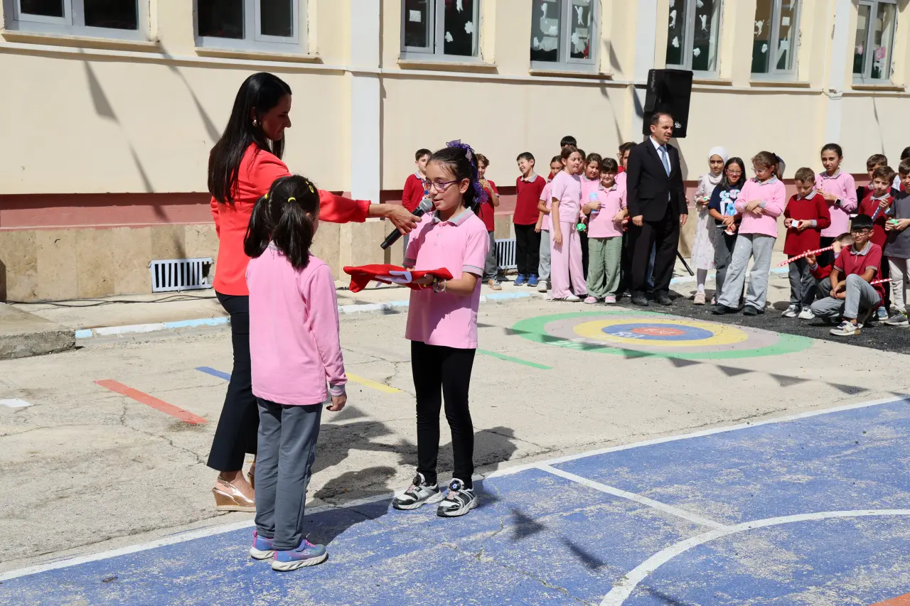 Gümüşhane'de İlköğretim Haftası Fevzipaşa İlkokulunda Coşkuyla Kutlandı 26