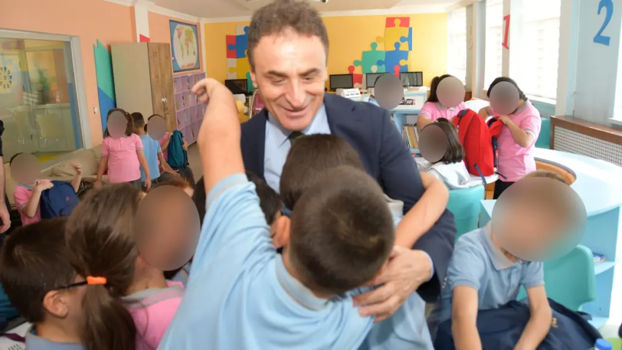 Gümüşhane’de Örnek Öğrenciler Kırtasiye Malzemesiyle Ödüllendirildi 1