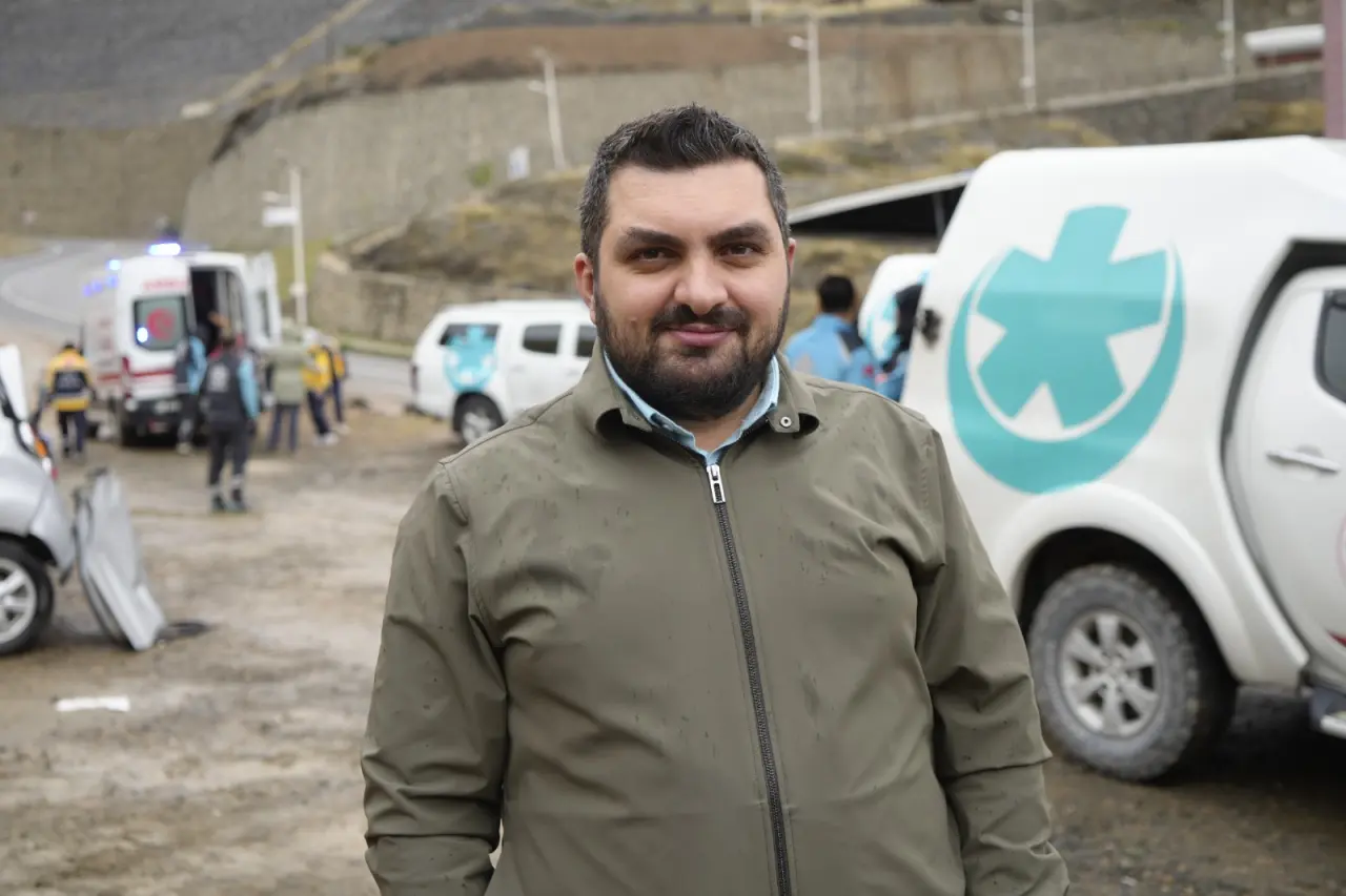 Gümüşhane'de UMKE Ekiplerinden Yağış Altında Heyelan ve Trafik Kazası Tatbikatı 12