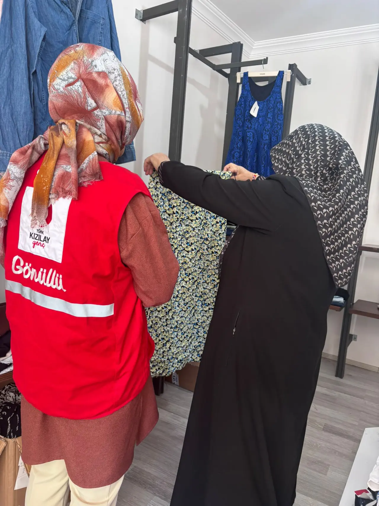 Türk Kızılay’dan Gümüşhane'de İhtiyaç Sahiplerine Sıfır Mont ve Ayakkabı Desteği 1