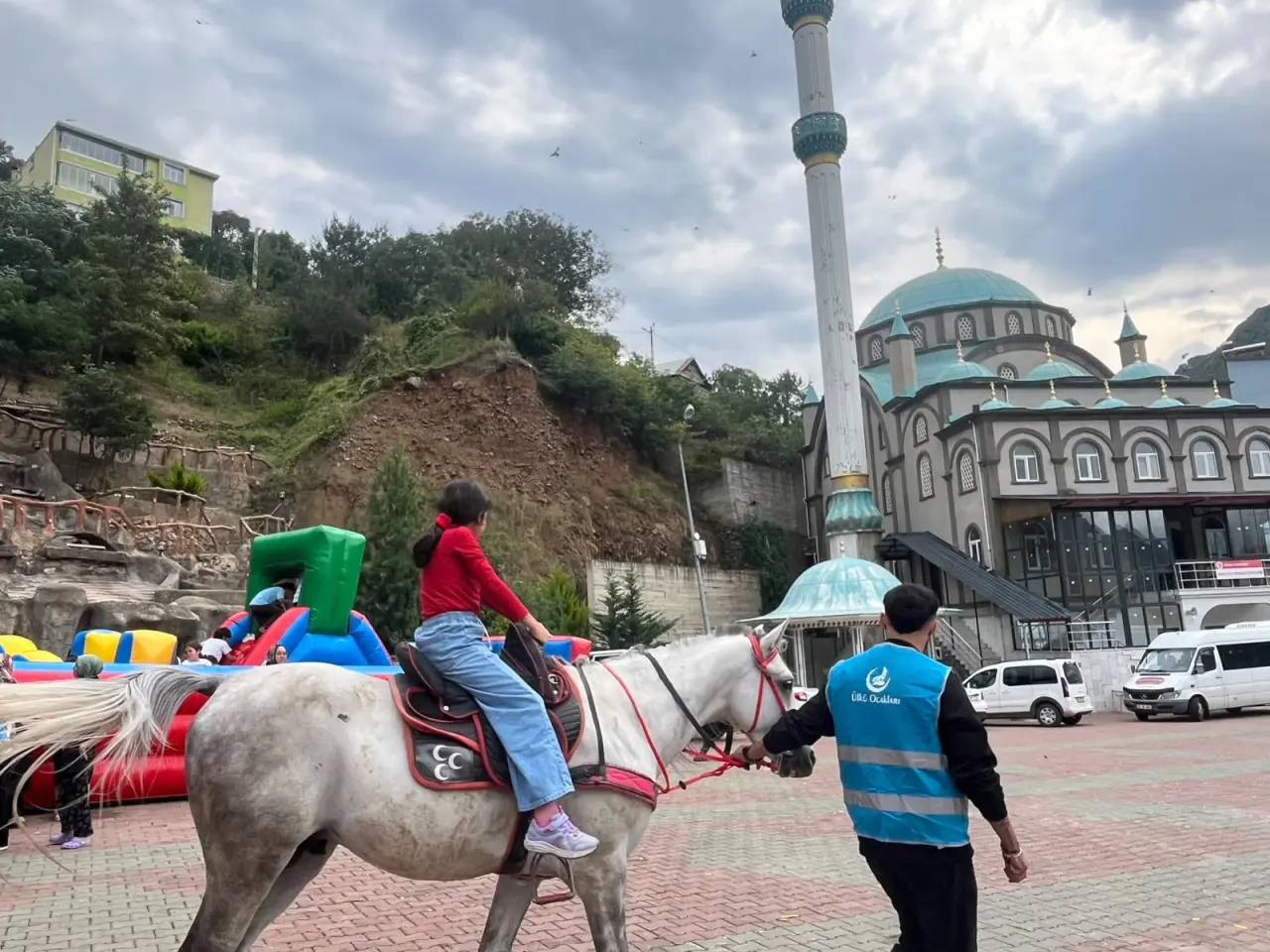 Ülkü Ocakları Özkürtün’de Çocuk Etkinliği Düzenledi 19