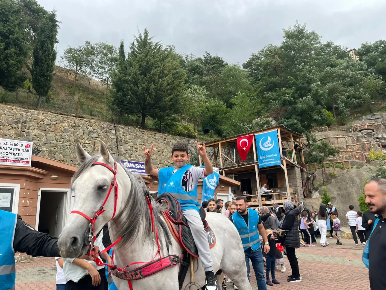 Ülkü Ocakları Özkürtün’de Çocuk Etkinliği Düzenledi 25