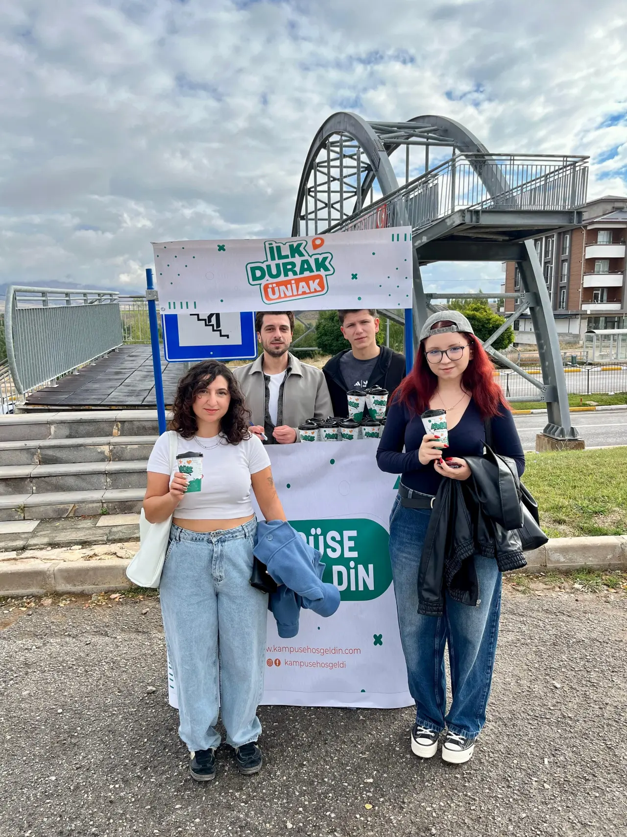 ÜniAK Gümüşhane'den Gençlere Kampüste Sıcak Karşılama 5