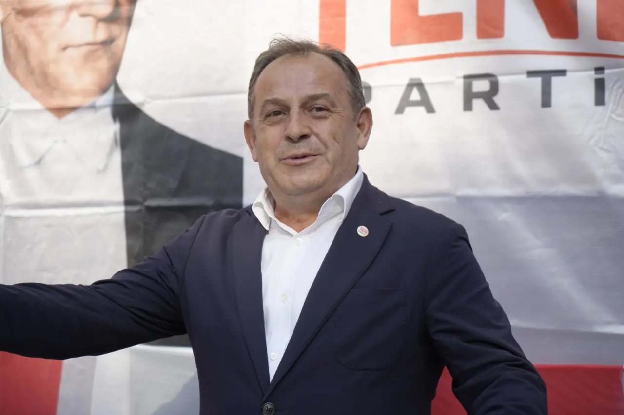 Yeni Parti Gümüşhane İl ve Merkez İlçe Başkanlıkları Düzenlenen Törenle Açıldı 3