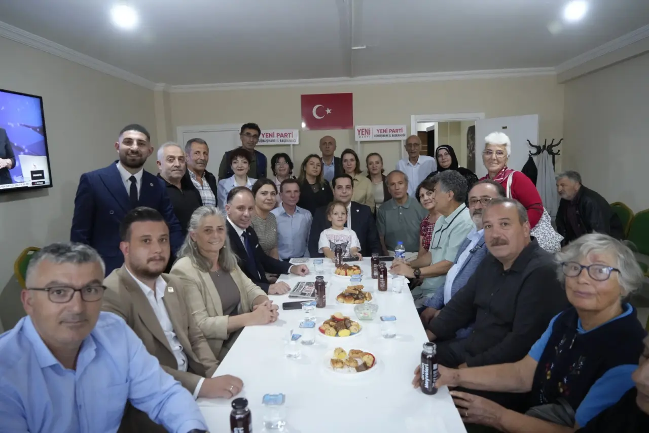 Yeni Parti Gümüşhane İl ve Merkez İlçe Başkanlıkları Düzenlenen Törenle Açıldı 10