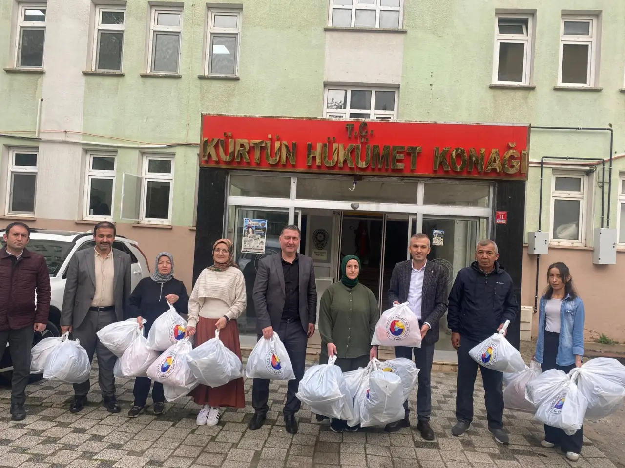 GTSO’dan Eğitime Sıcak Dokunuş: 200 Öğrencinin Yüzü Güldü! 4