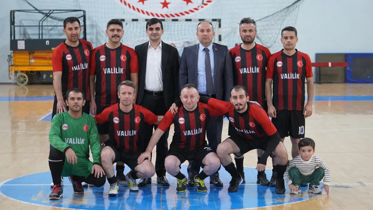 Gümüşhane Kamu Spor Oyunları Futsal Şampiyonu Gümüşhane Valiliği Oldu 20