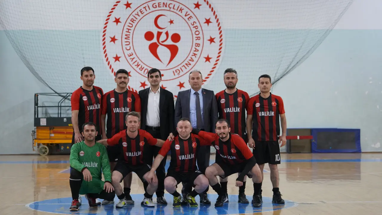 Gümüşhane Kamu Spor Oyunları Futsal Şampiyonu Gümüşhane Valiliği Oldu 19