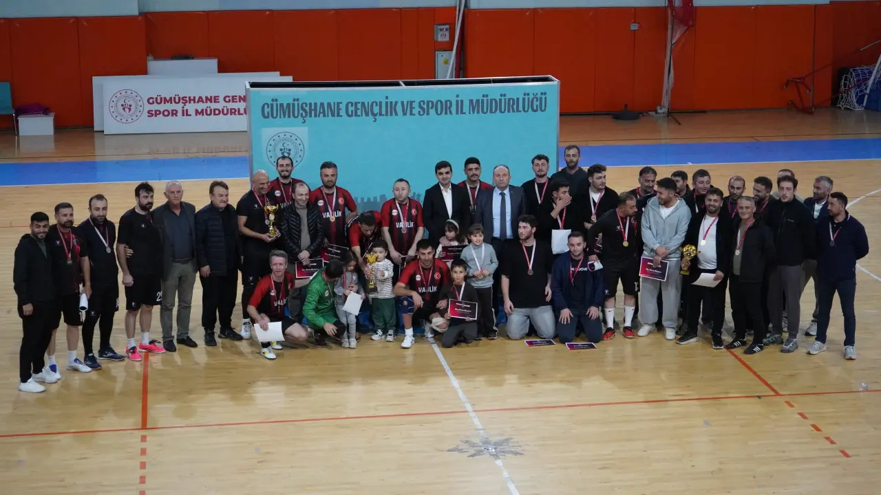 Gümüşhane Kamu Spor Oyunları Futsal Şampiyonu Gümüşhane Valiliği Oldu 7