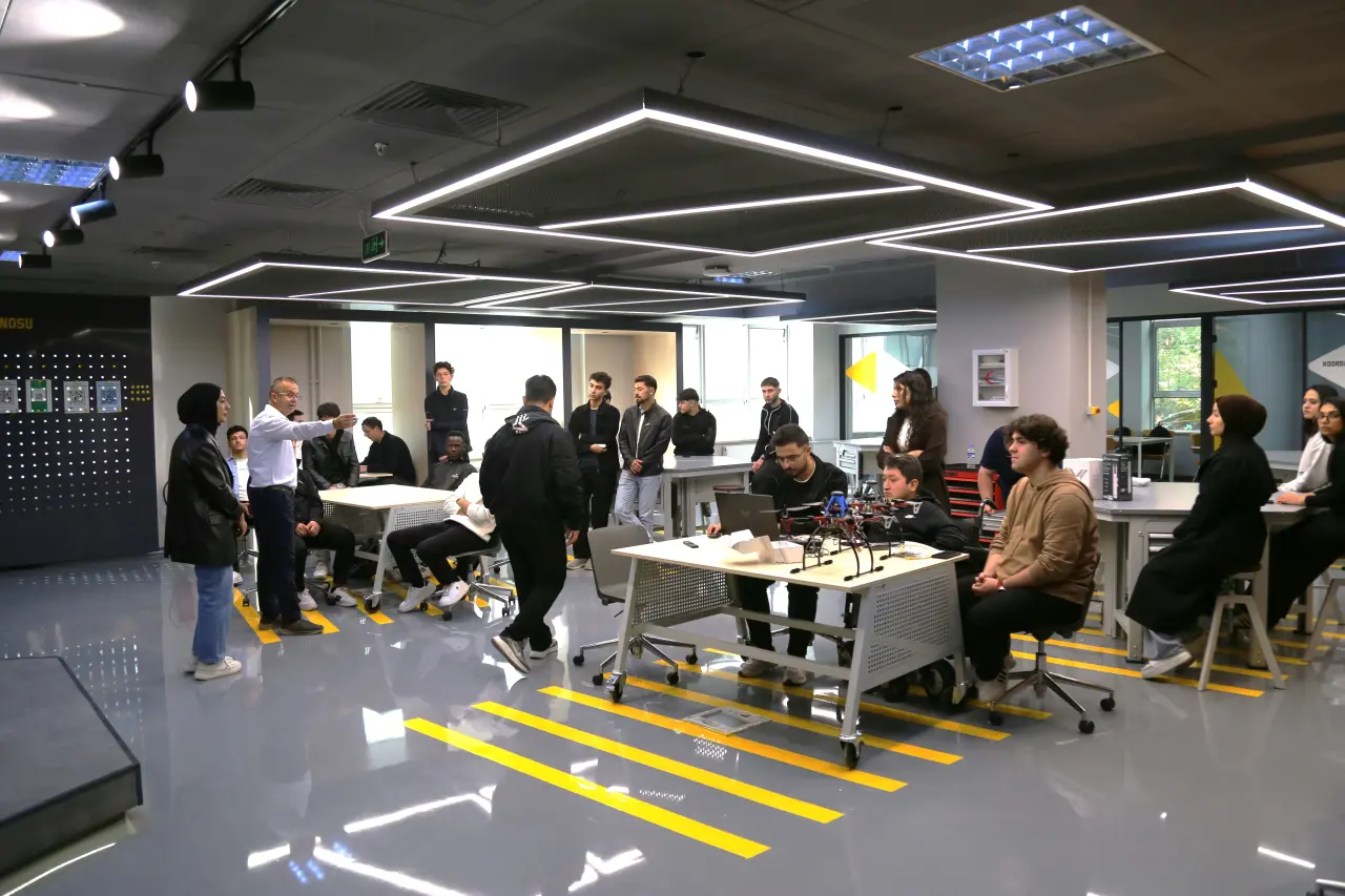 Gümüşhane Üniversitesi Gençlerine Dev İmkan: Hayaller Bu Atölyede Ürüne Dönüşecek 1