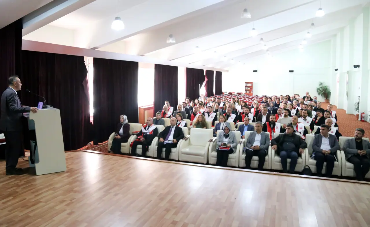 Gümüşhane Üniversitesinde Akademik Başarılar Yerel Meyve Mirasıyla Ölümsüzleşti 4