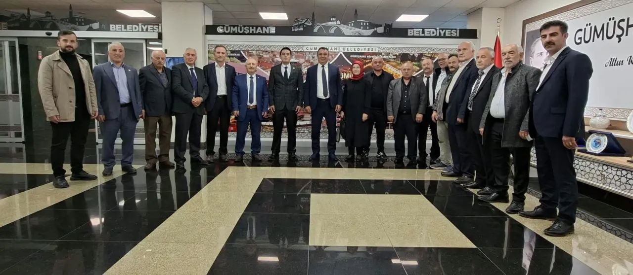Gümüşhane’de 19 Ekim Muhtarlar Günü Tören ve Ziyaretlerle Kutlandı 11