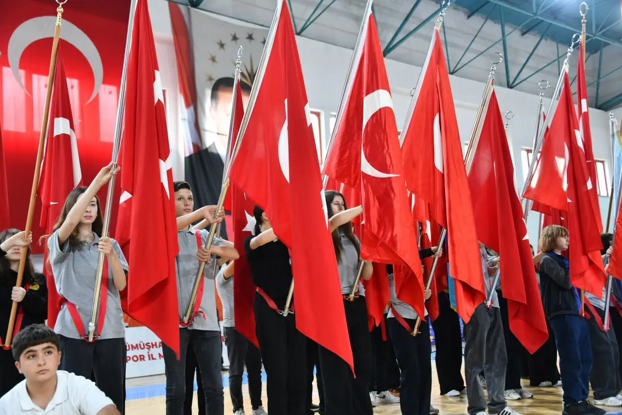Gümüşhane’de Cumhuriyet’in 103. Yıl Dönümü Tören ve Etkinliklerle Kutlandı 7