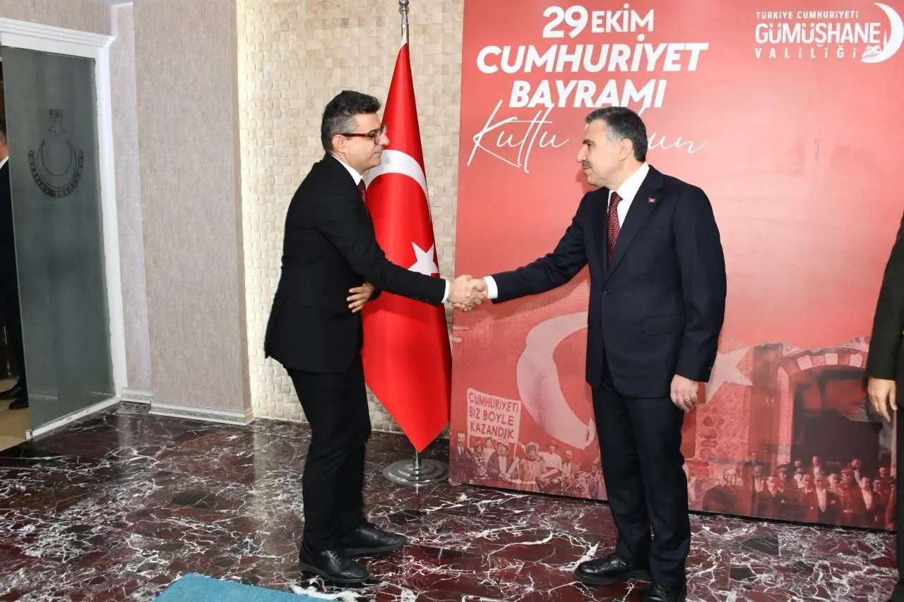 Gümüşhane’de Cumhuriyet’in 103. Yıl Dönümü Tören ve Etkinliklerle Kutlandı 2