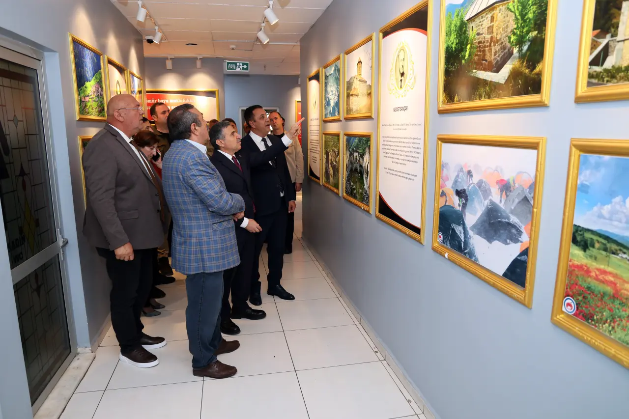 Gümüşhane'de Kültür Şöleni Başladı: Onlarca Yayınevi ve Yazar Bu Fuarda Buluşuyor! 4