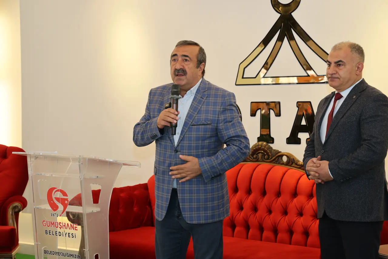 Gümüşhane'de Kültür Şöleni Başladı: Onlarca Yayınevi ve Yazar Bu Fuarda Buluşuyor! 14