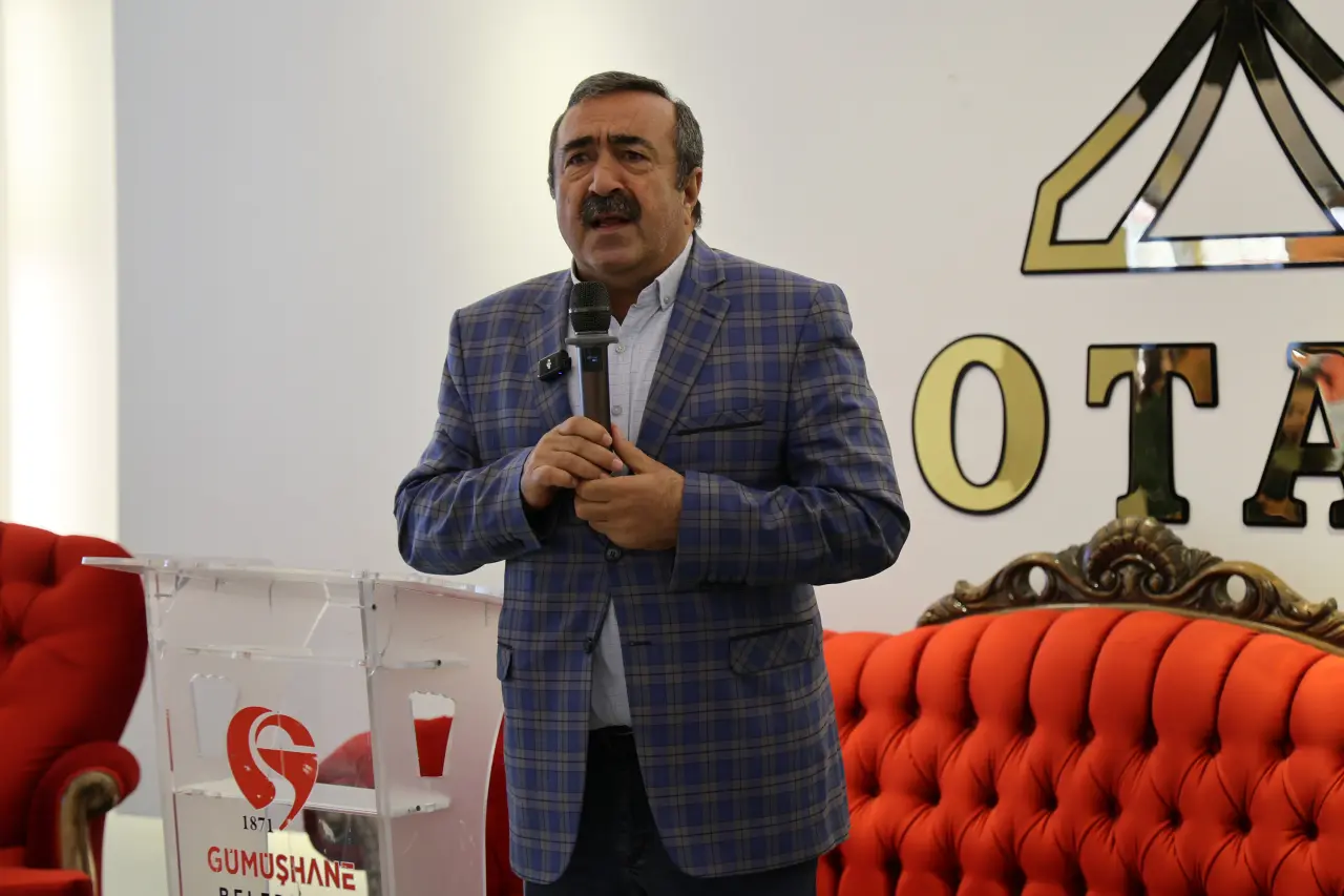 Gümüşhane'de Kültür Şöleni Başladı: Onlarca Yayınevi ve Yazar Bu Fuarda Buluşuyor! 15