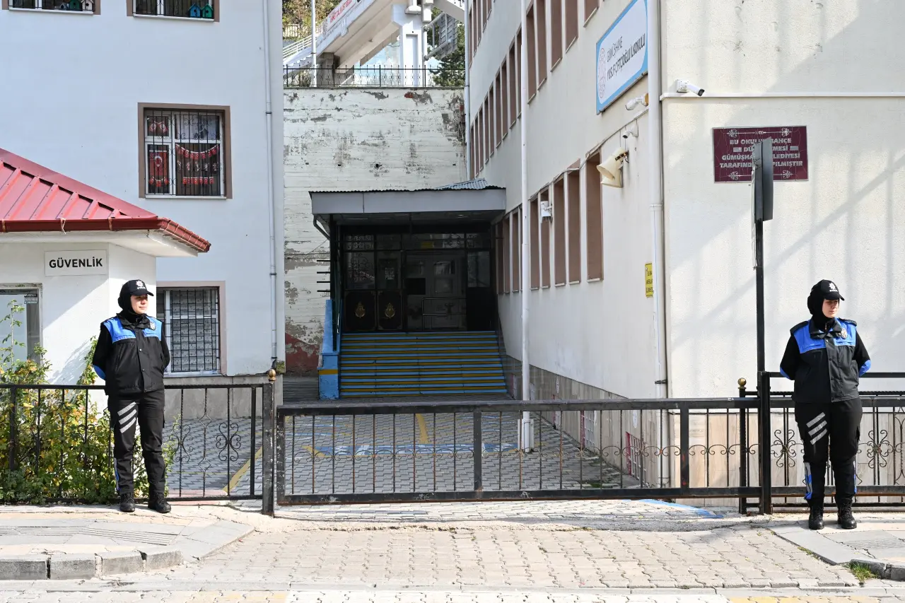 Gümüşhane’de Okul Çevrelerinde Drone Destekli Güvenlik Denetimi Gerçekleştirildi 1