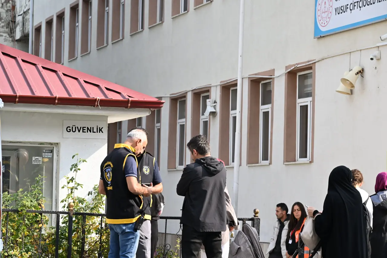 Gümüşhane’de Okul Çevrelerinde Drone Destekli Güvenlik Denetimi Gerçekleştirildi 2