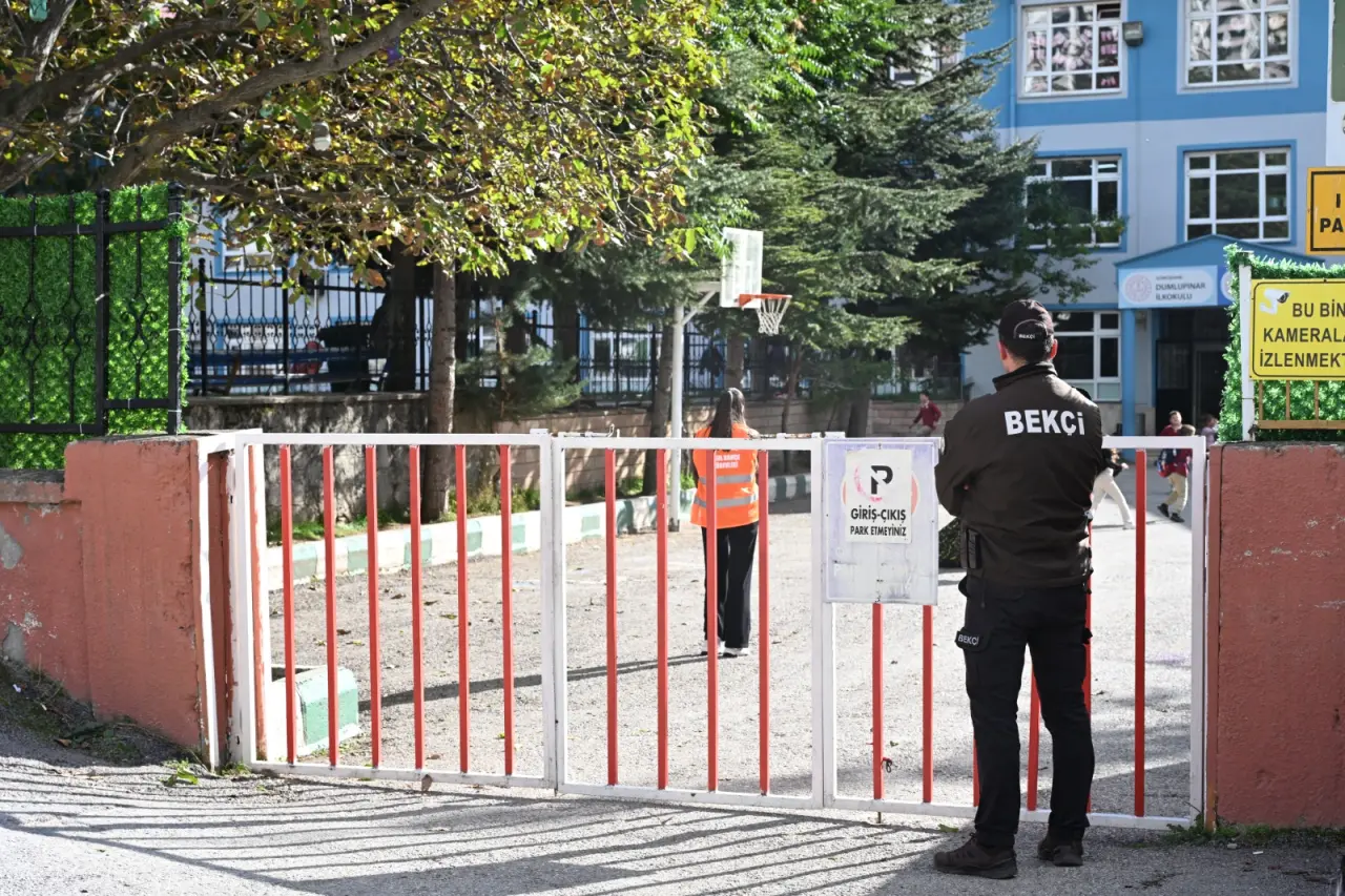 Gümüşhane'de Okullar ve Parklar Havadan ve Karadan Mercek Altına Alındı 5