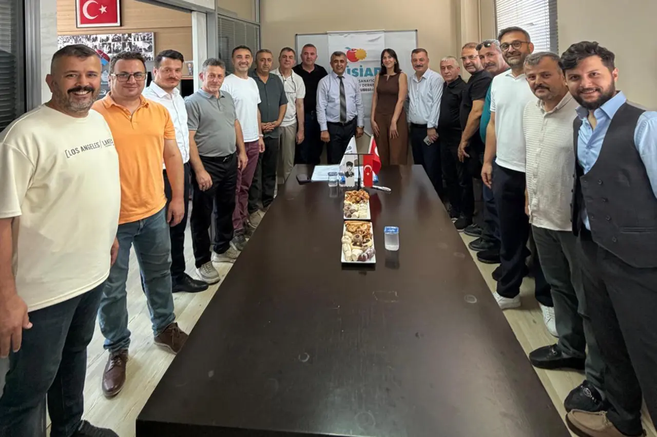 GÜSİAD Bursa Şubesinin Genel Kurulunda Fatih Köse güven tazeledi 4