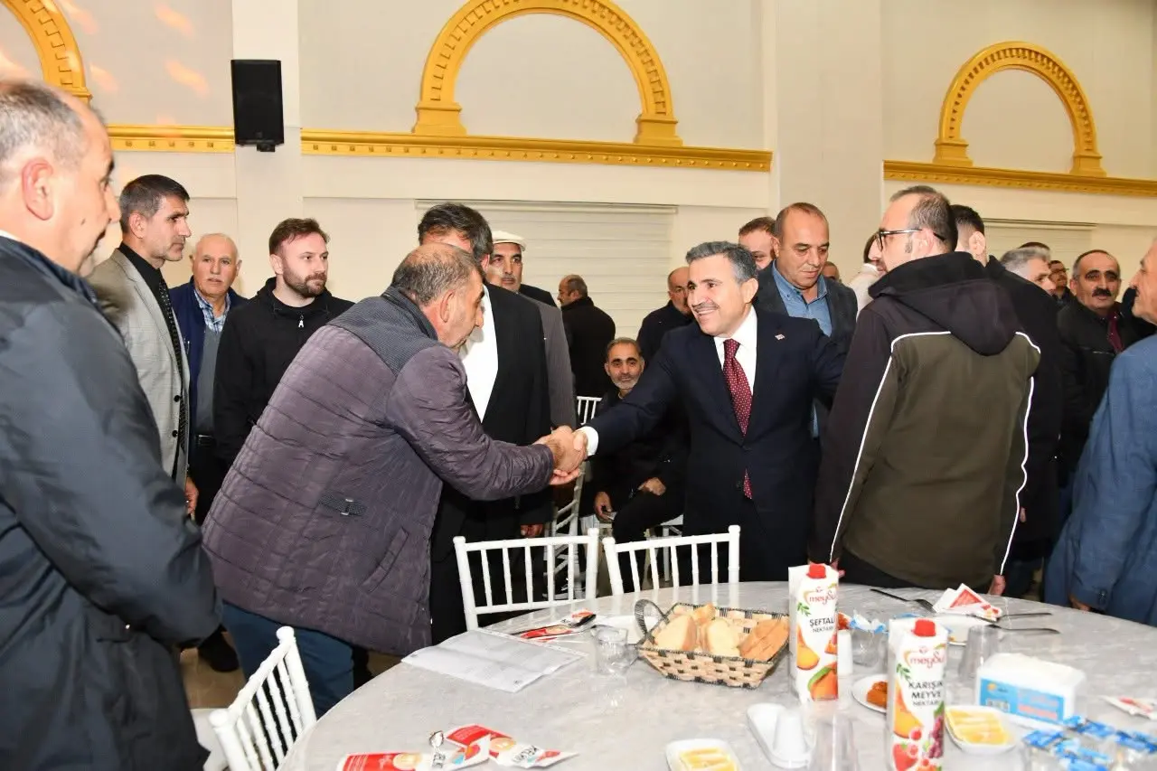 Kelkit’te Muhtarlar Günü Buluşması 3