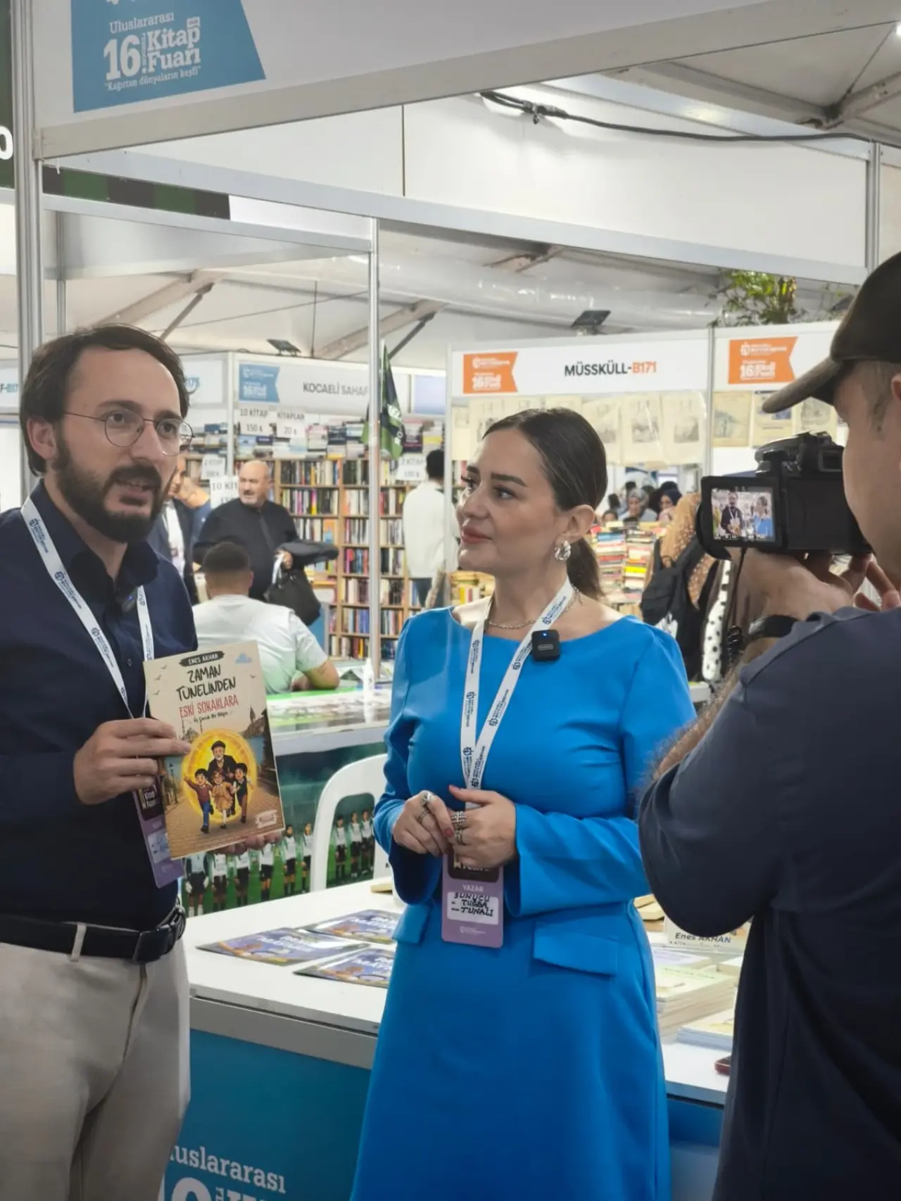 Kocaeli Kitap Fuarı’nda Gümüşhaneli Yazara Yoğun İlgi: Saatler İçinde Hepsi Tükendi! 11